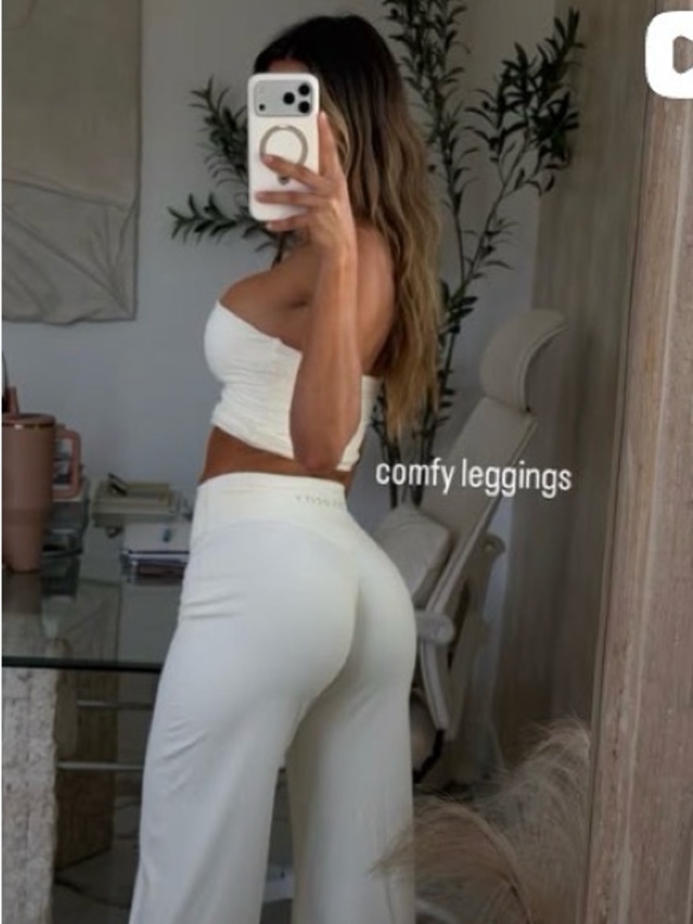 Velocity Cream High-Waist Wide-Leg Leggings